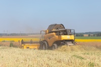 Демо New Holland CR 2024