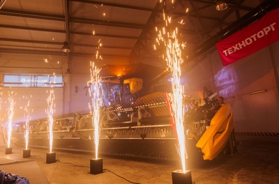 ТЕХНОТОРГ презентував New Holland CR11: інноваційний комбайн нового покоління вже в Україні