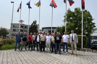 Аграрна поїздка до Франції: клієнти ТЕХНОТОРГ відвідали виробничі об’єкти компанії KUHN