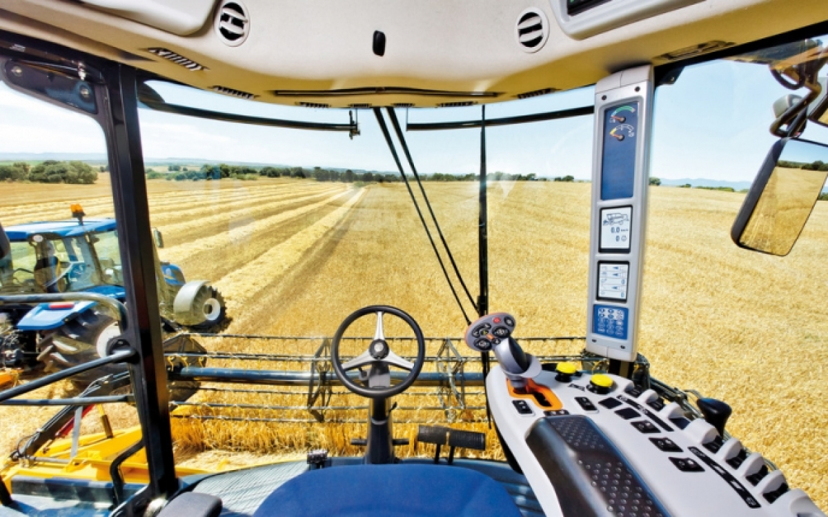 Комбайн TC 5.90 New Holland