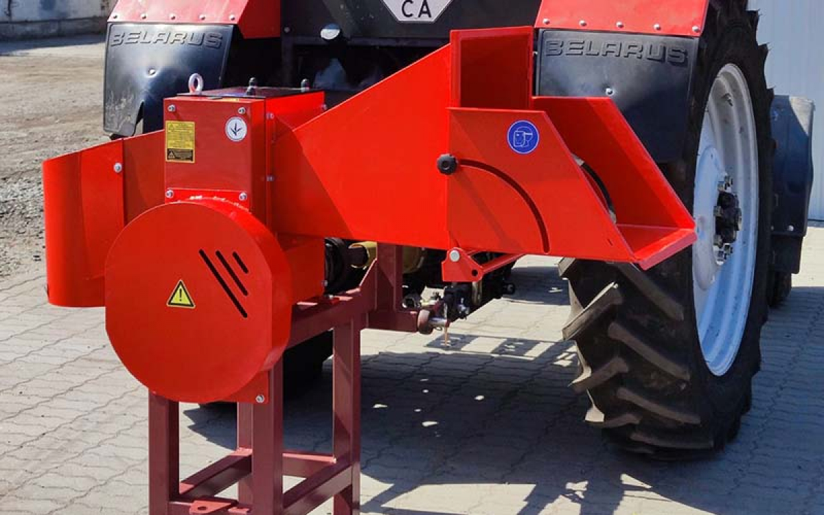Измельчитель веток TN-130T PRO c маховиком SHKIV