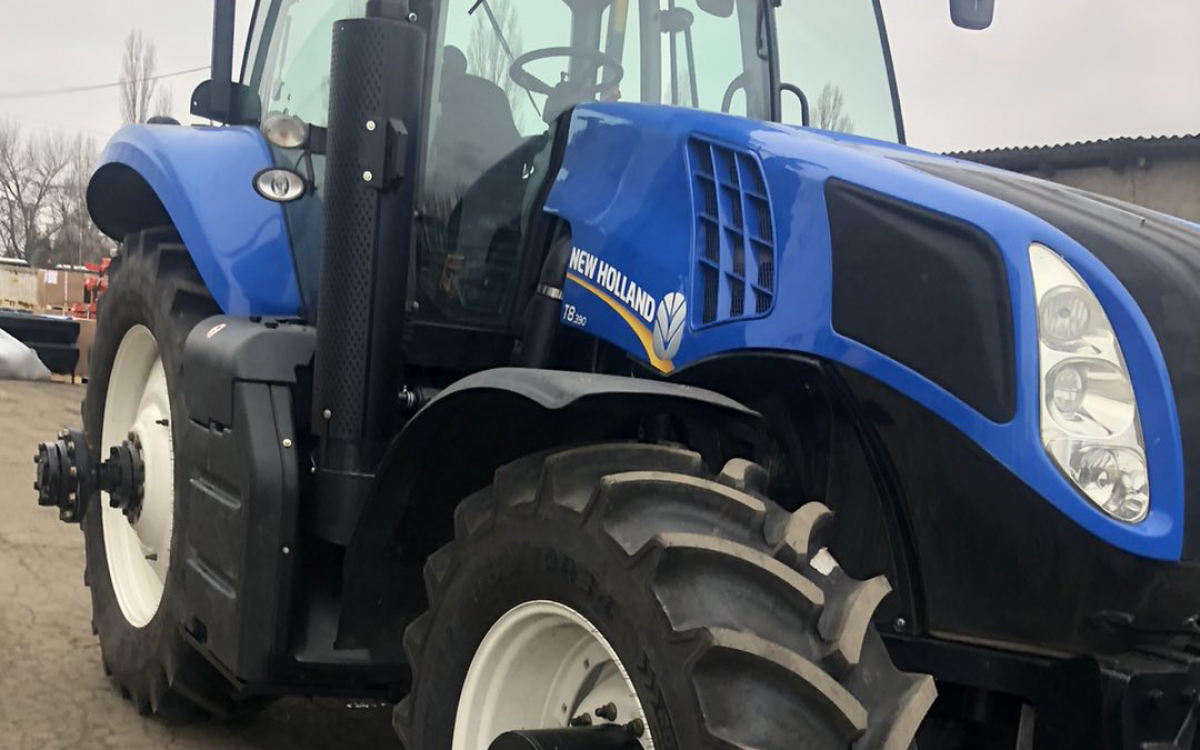 Трактор New Holland Т8.390 2013 года выпуска