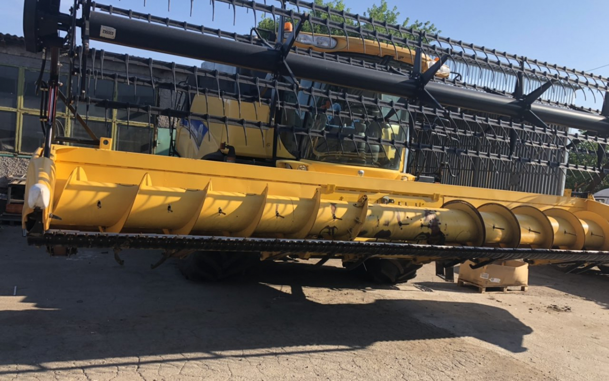 Жатка зерновая SUPERFLEX 740CF-25 2013 года выпуска