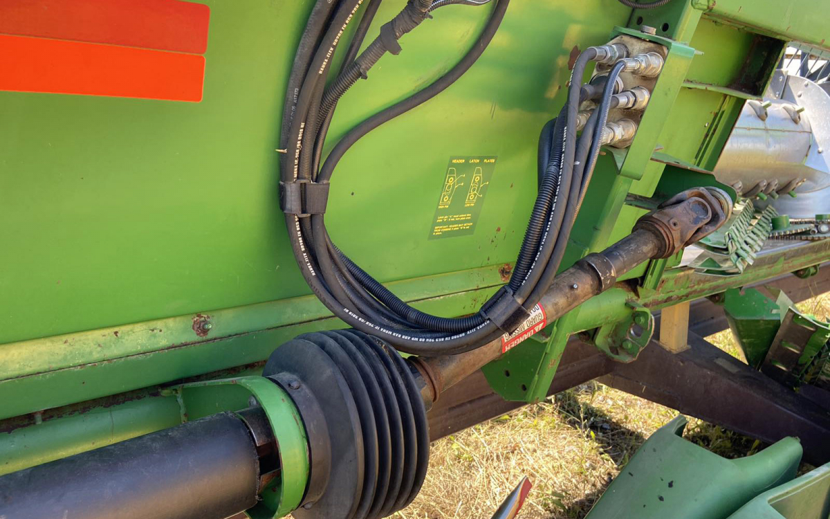 Комбайн John Deere W650 2012 года
