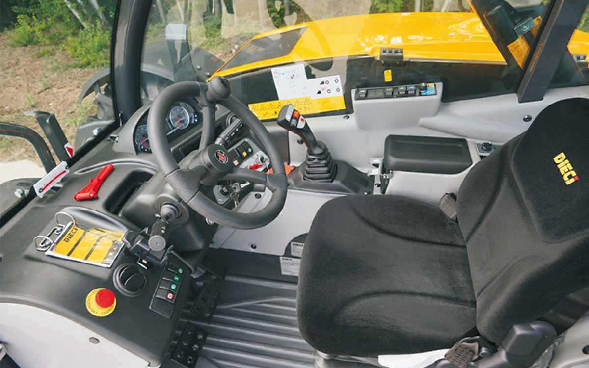 Телескопический погрузчик AGRI FARMER 30.9 DIECI