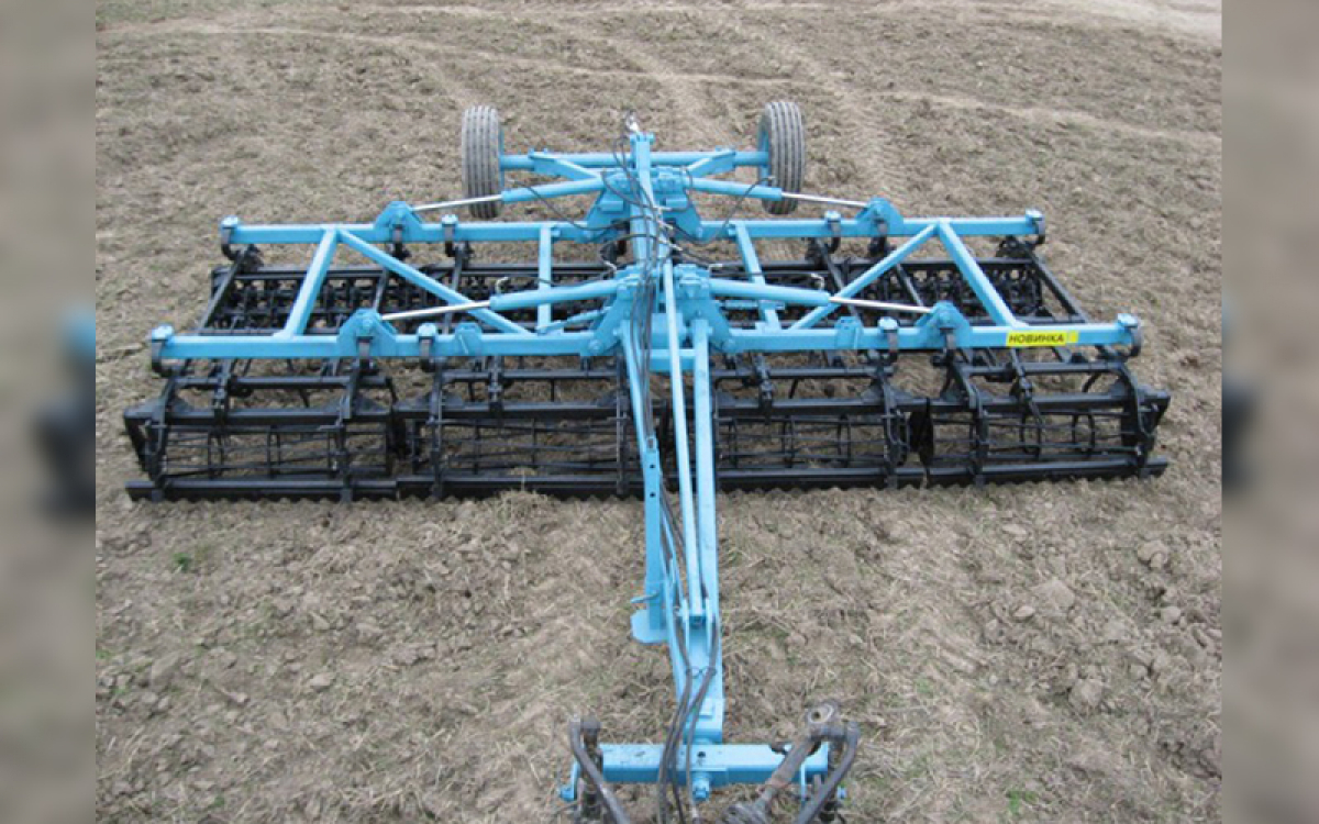 Компактомат культиватор. Культиватор предпосевной lemken корунд 8/900 к. Культиватор предпосевной lemken kompaktor. Предпосевной агрегат. Основная и предпосевная обработка почвы.